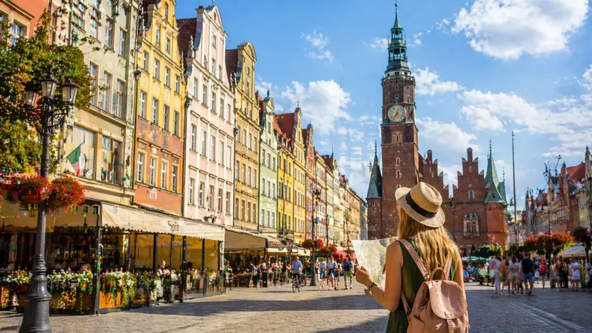 Polecani dostawcy usług we Wrocławiu - hotele, restauracje i biura podróży na trasach W JEDEN DZIEŃ